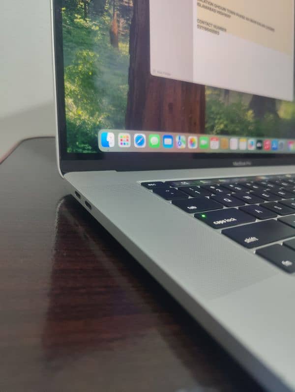 MacBook Pro 2019 16 Inch 3