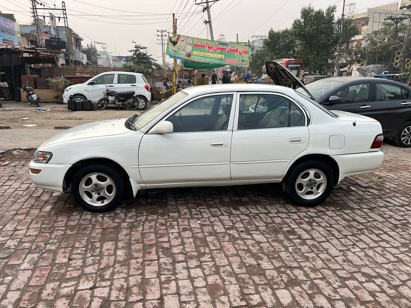 Toyota Corolla 2.0 D 2001 3