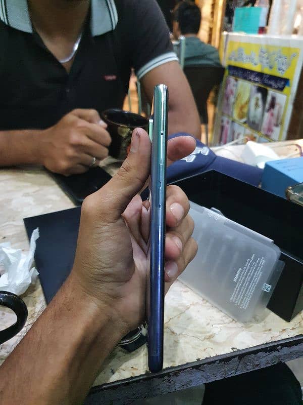 Oppo F19 New Condition full box 5