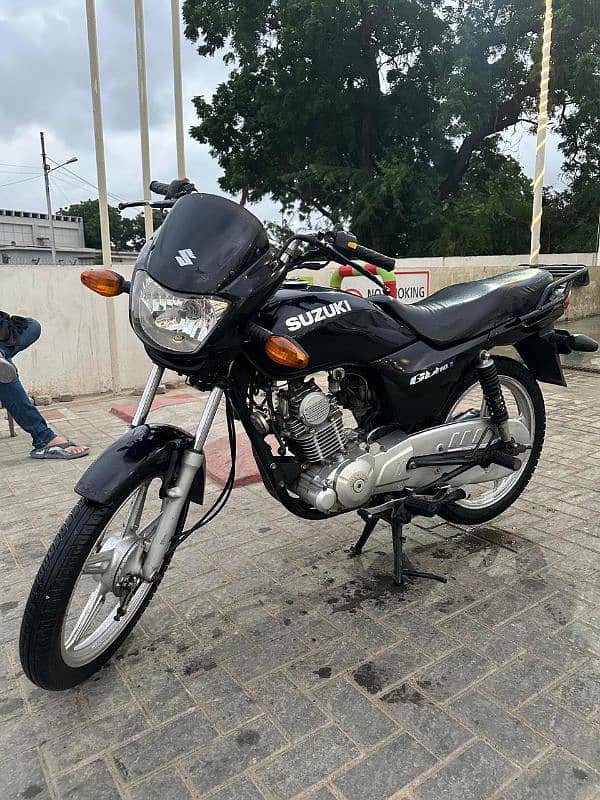 my WhatsApp number 0326//0240//655 urgent sale Suzuki GD 110 0