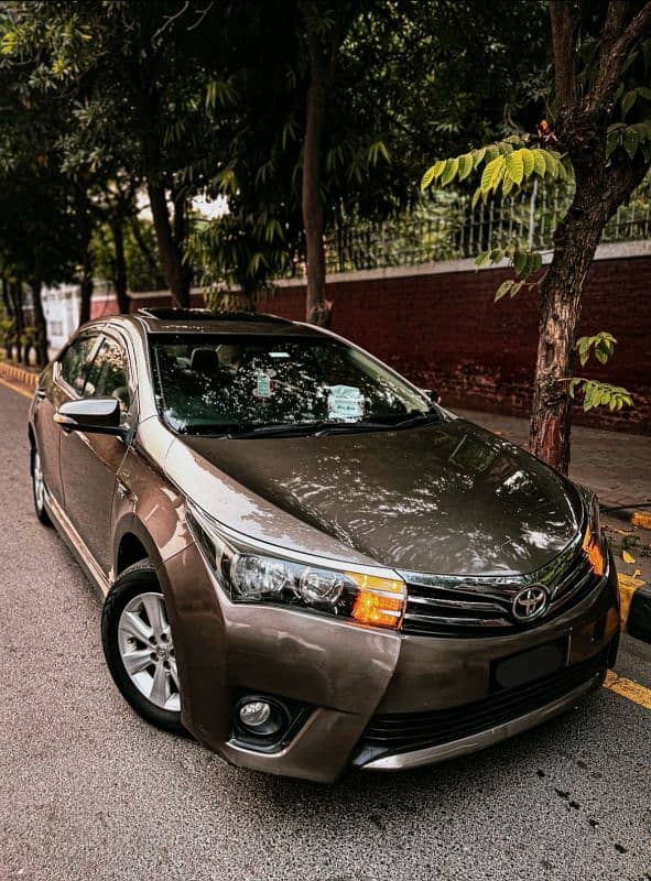 Toyota Altis Grande 2015 Urgent sale 0