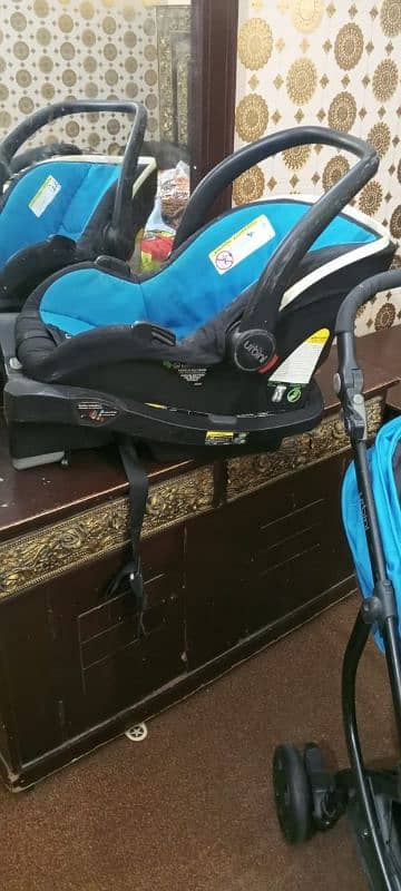 Travel System/stroller/pram/carey cot/car seat 3