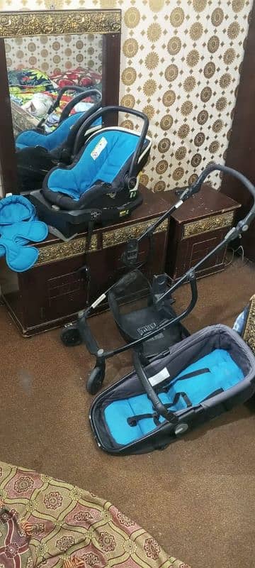 Travel System/stroller/pram/carey cot/car seat 7