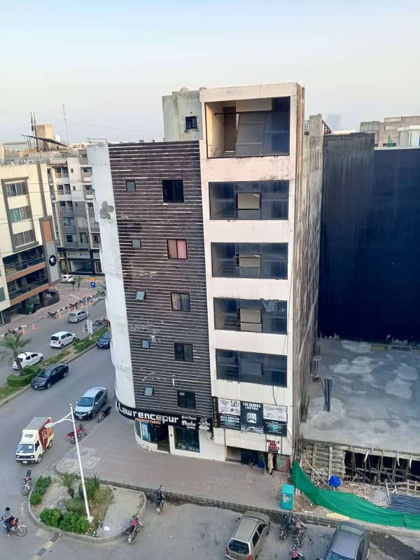 Investor price sale one bedroom apartment for sale in civic center phase 4 bahria town Rawalpindi 1