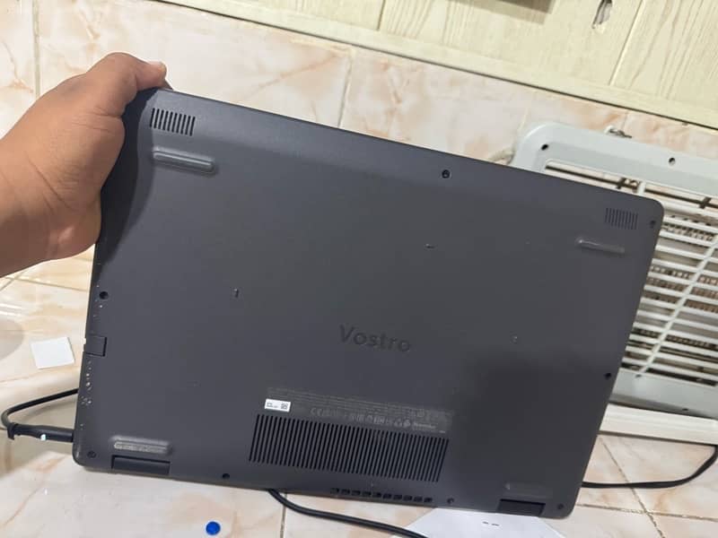 DELL vostro  3500 seires i3 11 gen 7