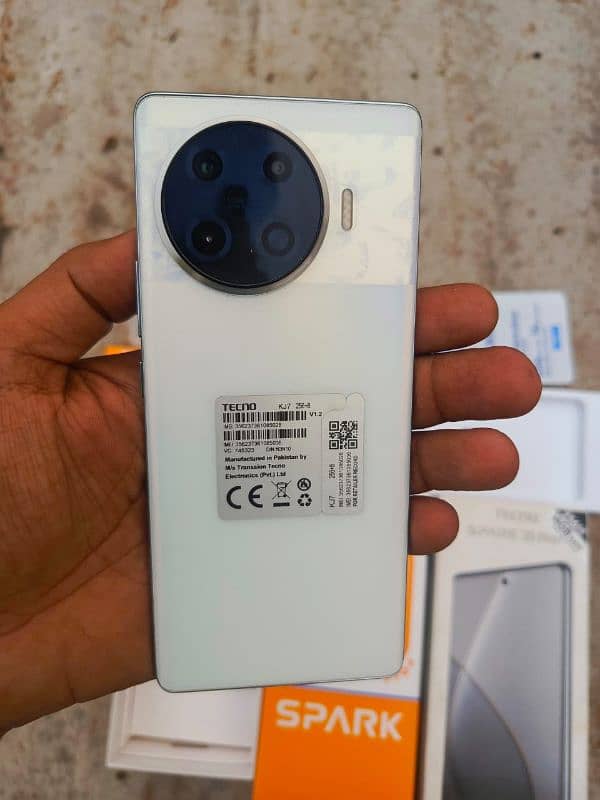 Tecno spark 20 pro plus 8+8--256-my Whatsapp 03091940219 7