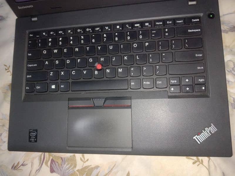 Lenovo Thinkpad i5 5th Gen 10/10 1