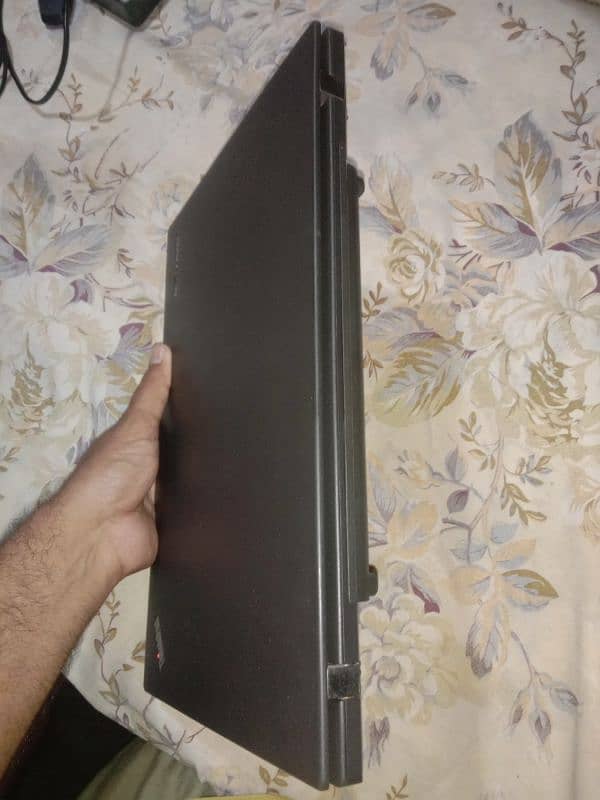 Lenovo Thinkpad i5 5th Gen 10/10 4