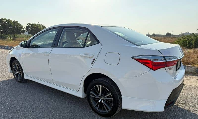 Toyota Corolla Altis 2021 6