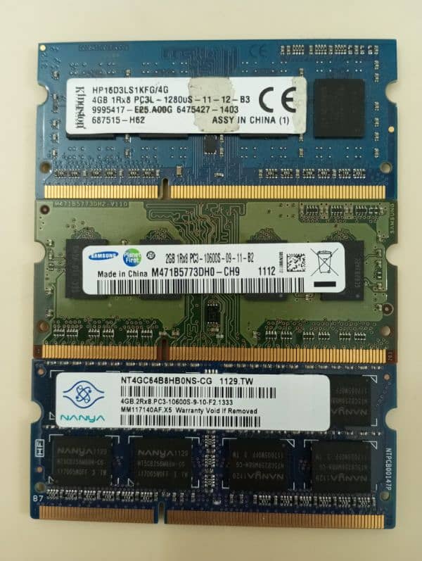 DDR3 laptop Ram. Two 4 GB sticks , One 2 GB stick 0