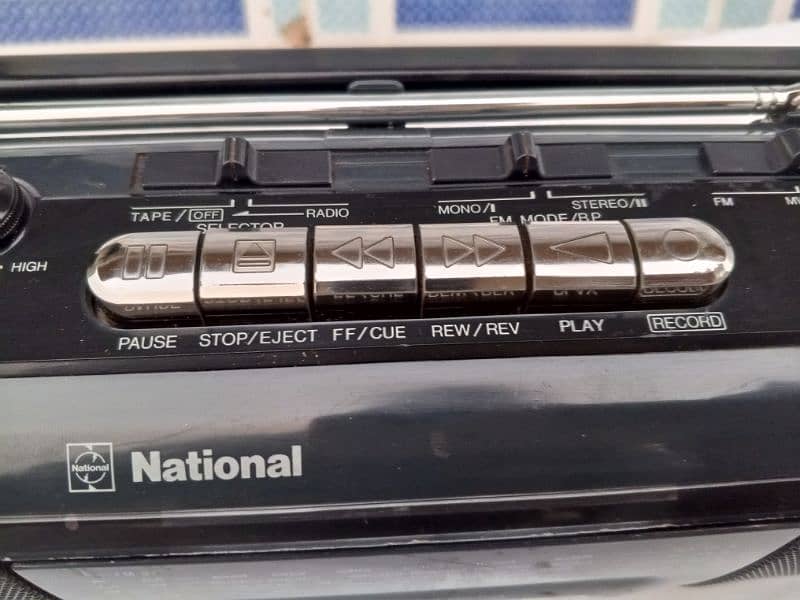 Radio tape recorder National 7