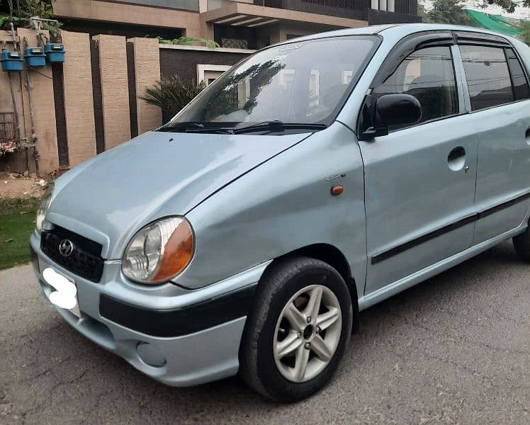 Hyundai Santro club Gv 4