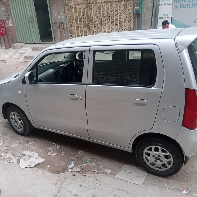 Suzuki Wagon R 2019 12