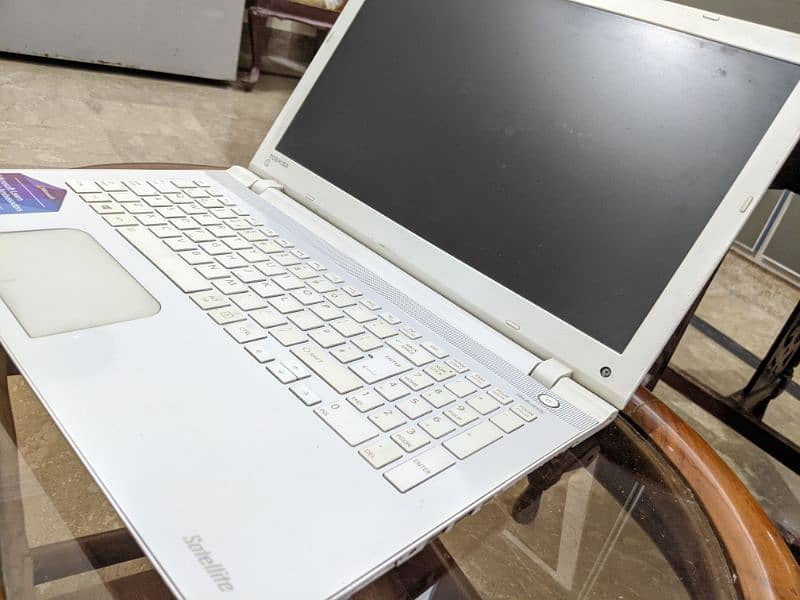 Toshiba Satellite L50-C-14T Laptop for sale 7