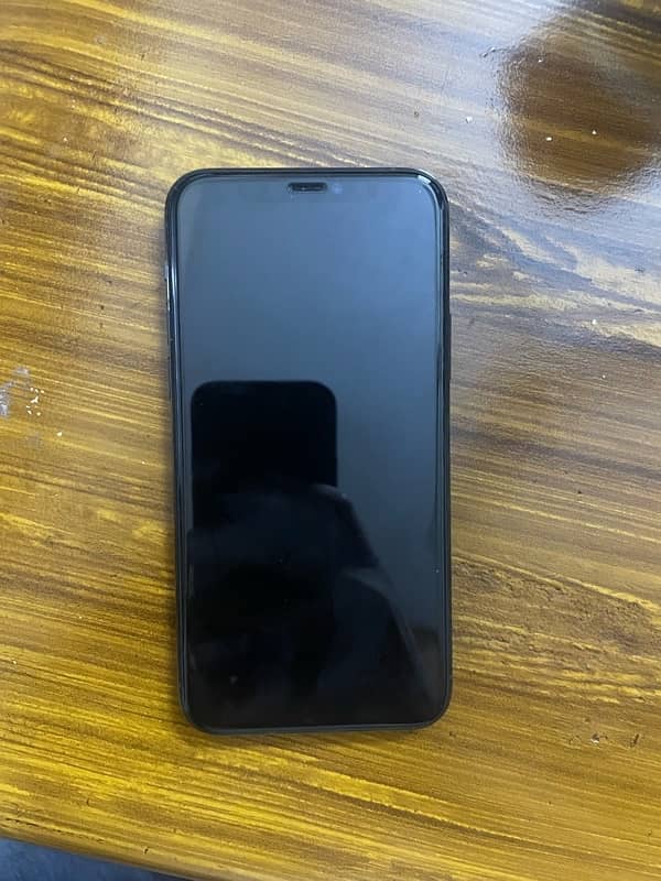 Iphone 11 pro 256 gb/ PTA Approved 2