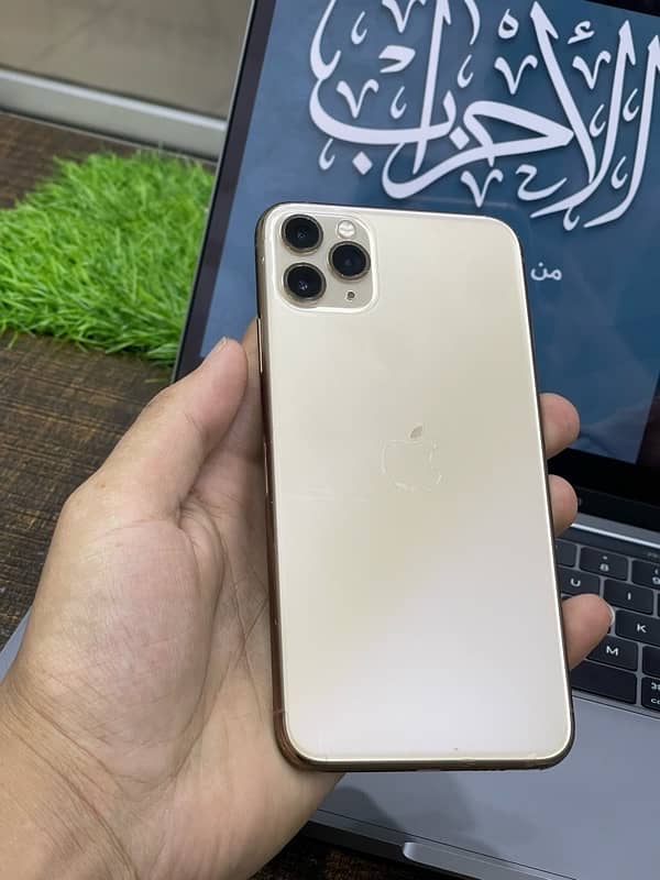 Iphone 11 Pro Max 512 gb Pta approved 9