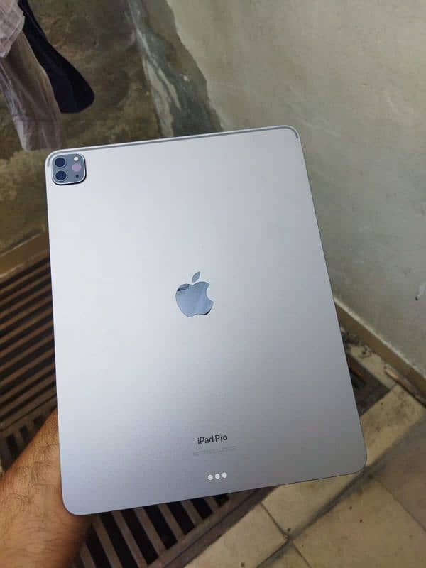 ipad pro M2 2021 model 1