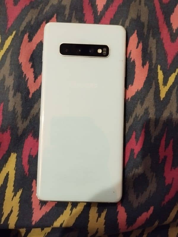 Samsung Galaxy S10 Plus 0