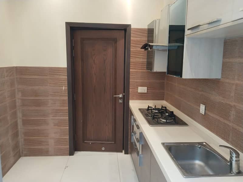 Modern Design Kanal Like New Upper Portion Near Roots LGS Beacon House For Rent in DHA Phase 5 16