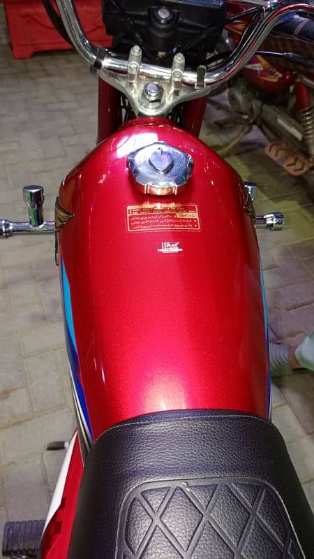 honda 125 new ha sirf tora sa chala ha 3