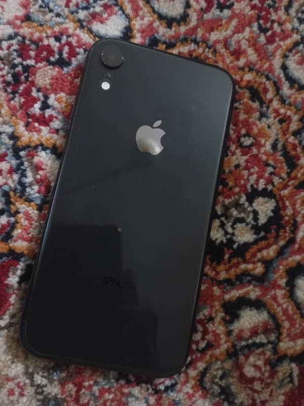 IPHONE XR URGENT SALE !! 1