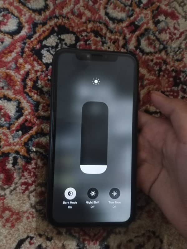 IPHONE XR URGENT SALE !! 6