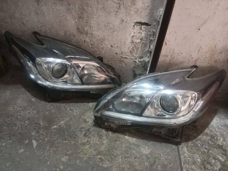 Prius 1.8 Projector Drl Original Headlights Available 0