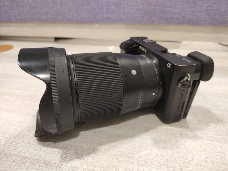 Sony A6300 And Lens 16mm 1.4 For Sale 5