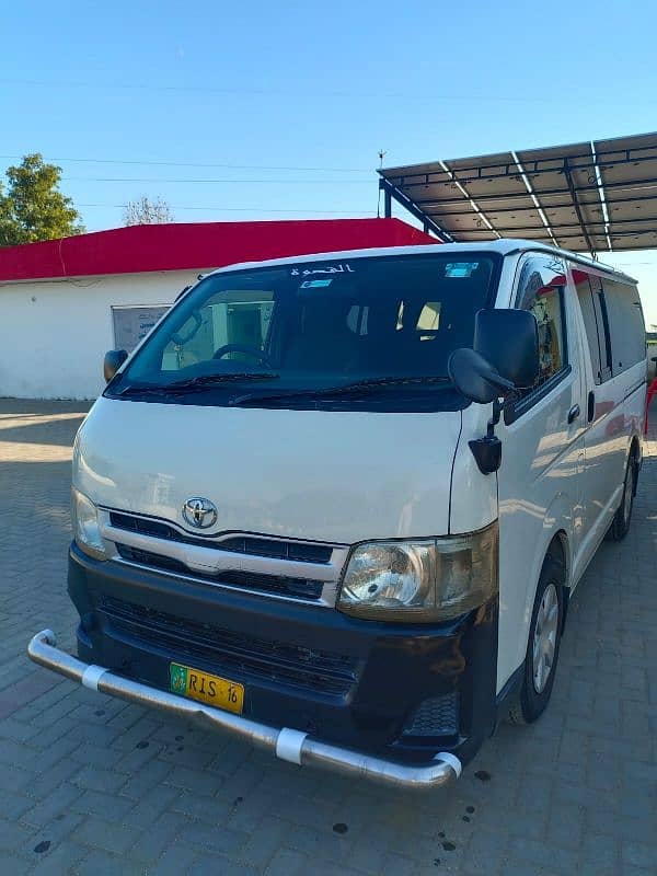 Toyota Hiace 2012 0