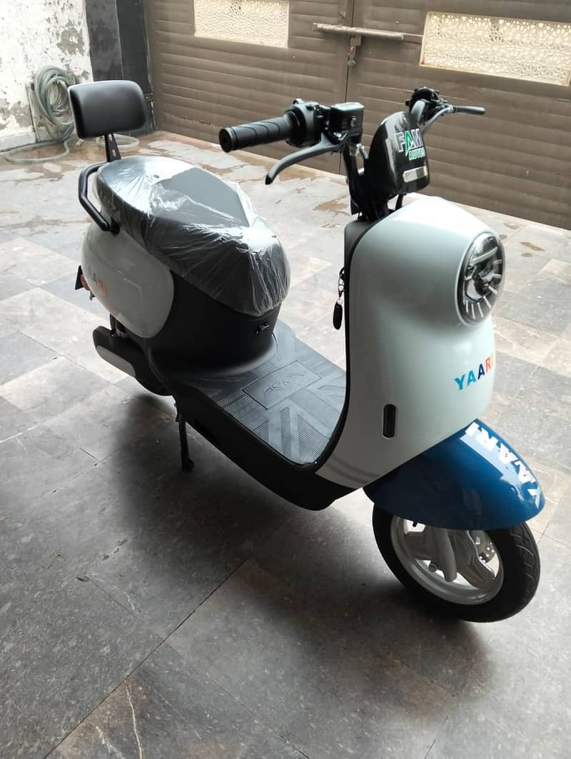 New Asia | Scooty | Only 175 KM's [ Driven Low Mileage Scooty ] 1