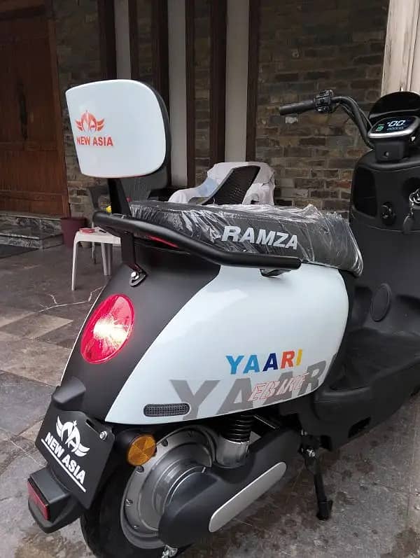 New Asia | Scooty | Only 175 KM's [ Driven Low Mileage Scooty ] 8