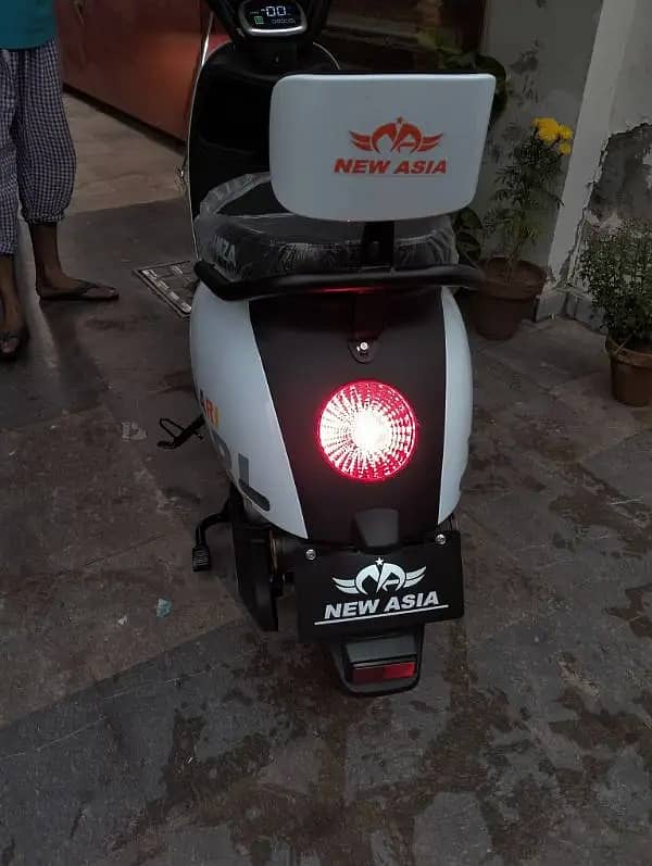 New Asia | Scooty | Only 175 KM's [ Driven Low Mileage Scooty ] 10