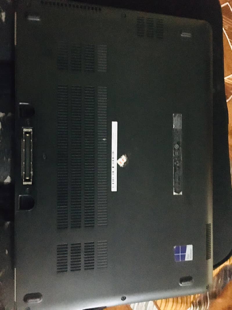 Dell Latitude E7270 2