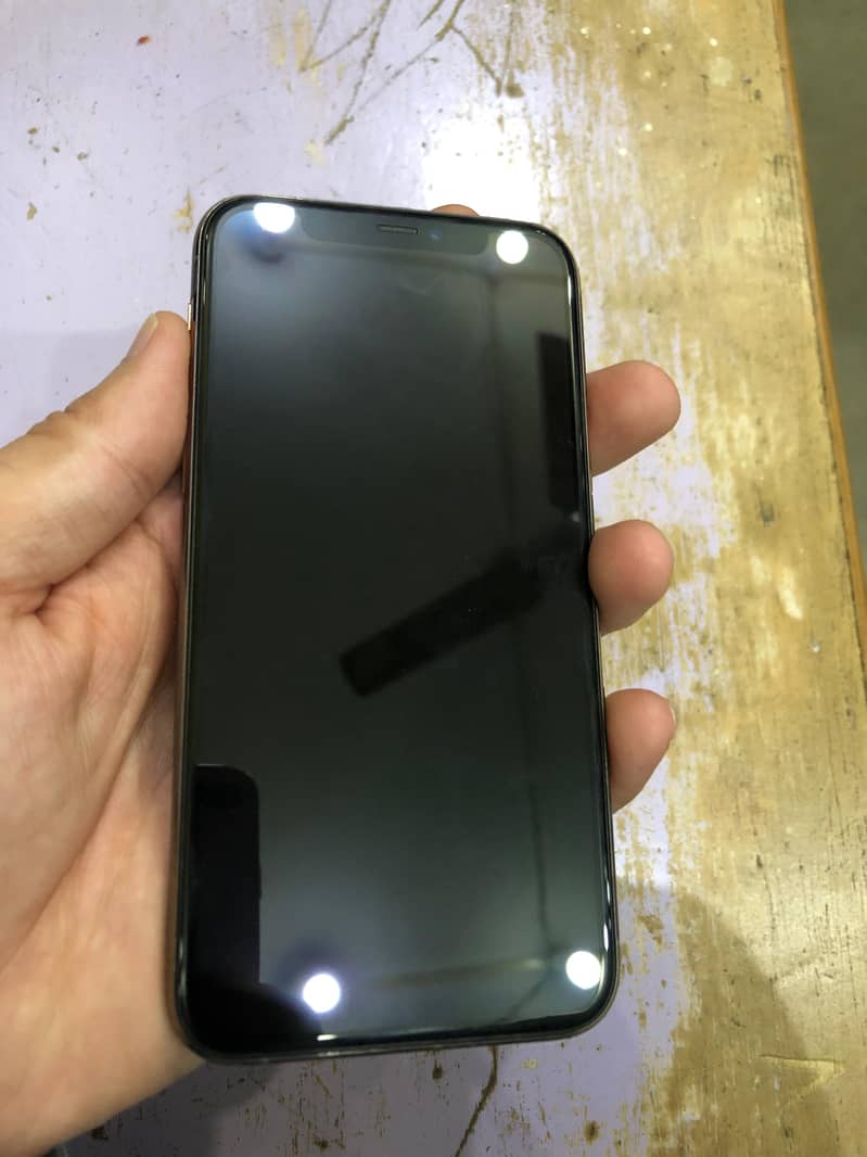 Iphone 11 Pro 256 PTA Approved 5