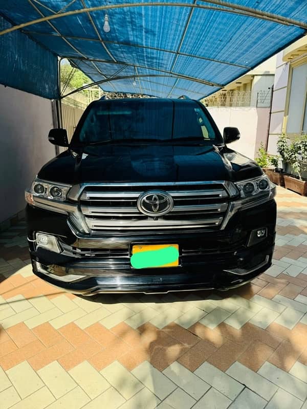 Toyota Land Cruiser 2012 AXG 11