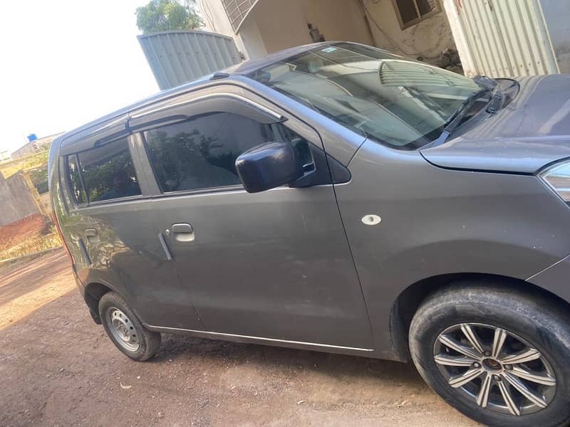 Suzuki Wagon R 2014 6