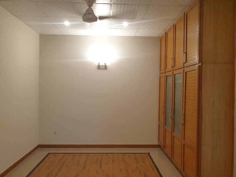 6 Marla Beautiful Corner House For Rent In XX Block DHA Phase 3 Near To Packages Mall Lahore 11