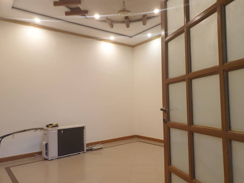 6 Marla Beautiful Corner House For Rent In XX Block DHA Phase 3 Near To Packages Mall Lahore 13