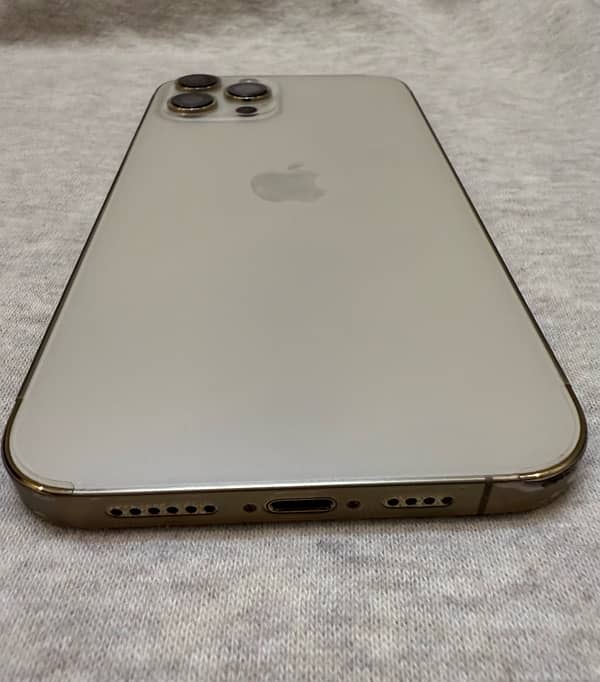 IPHONE 12 PRO MAX 128GB PTA APPROVED WITH BOX IN MINT CONDITION 8