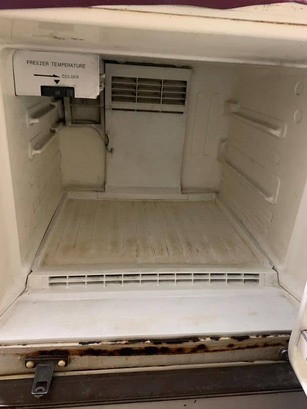 National Refrigerator 0