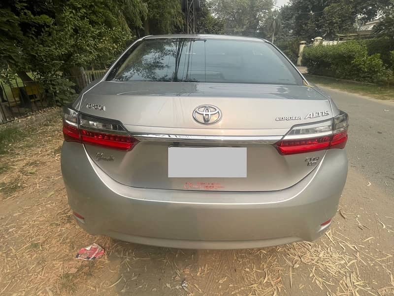 Toyota Corolla Altis Grande 2020 1