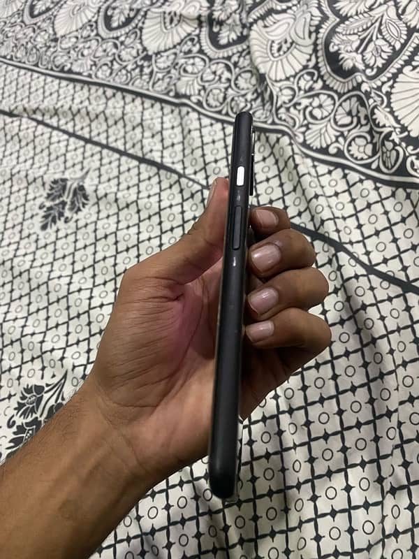 Google pixel 4xl pta aproved 10/9.5 condition 3