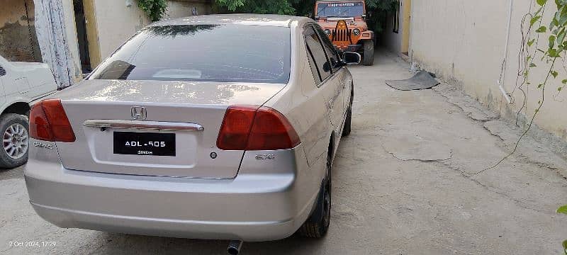 Honda Civic EXi 2001 3