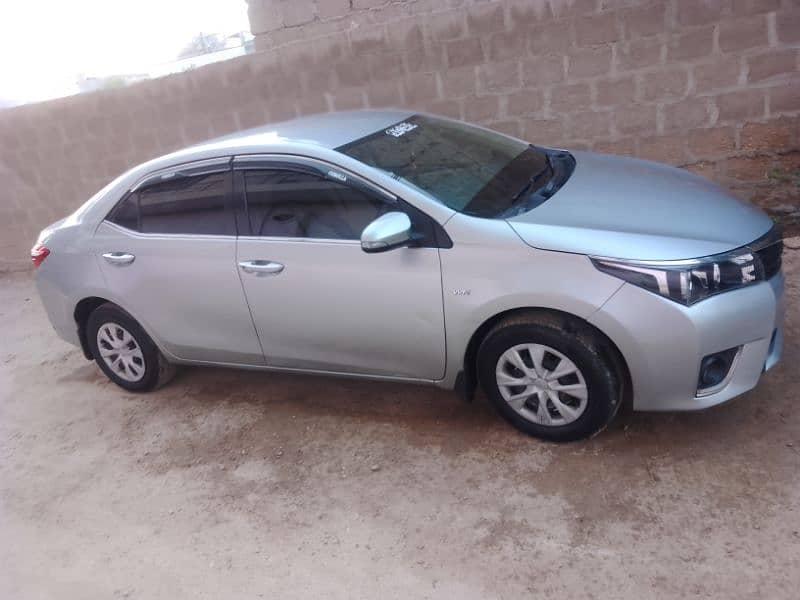 Toyota Corolla GLI 2015 R 2016 original mint condition fimly car 2