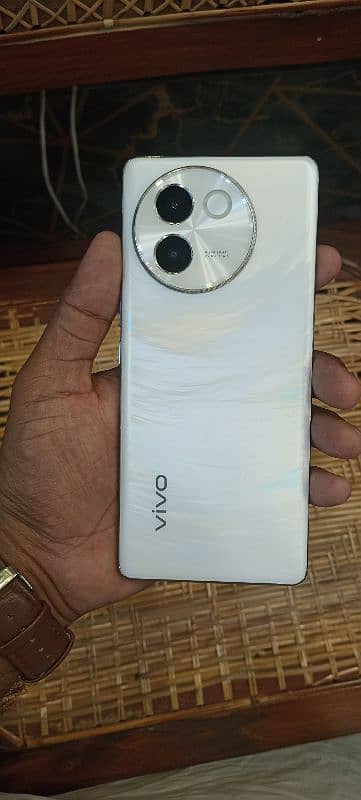 Vivo v 30e 0