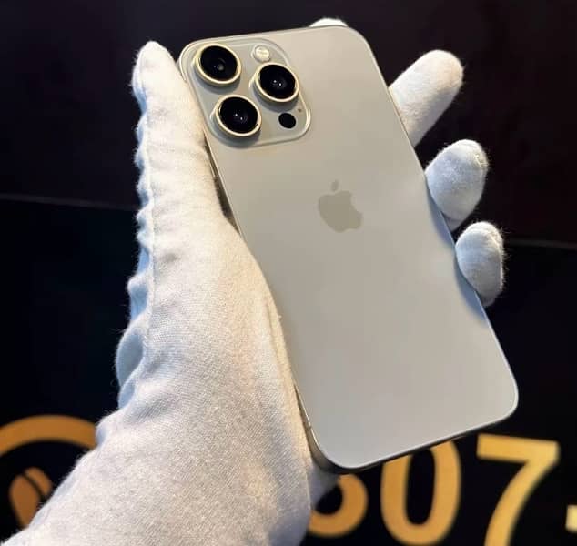 Iphone Xr conerted 15promax 0