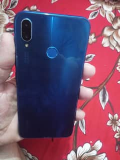 Huawei Nova 3i