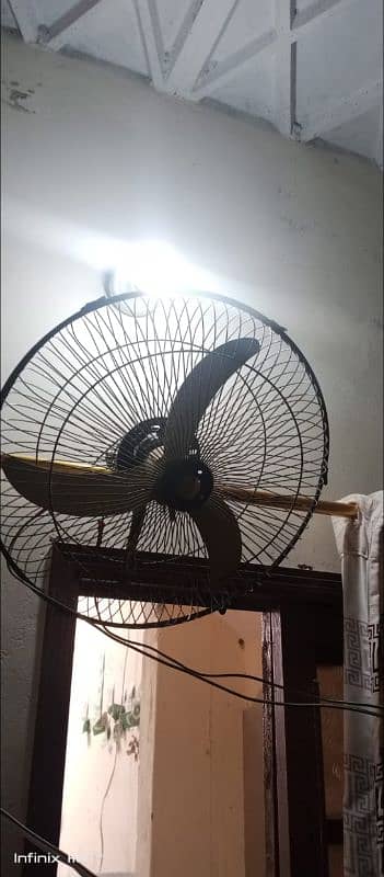 1 black fan (AC/DC)  1 fan royal white for sale 0