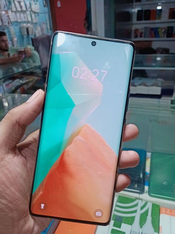 Tecno 20 pro plus ( 8+8 256) 8