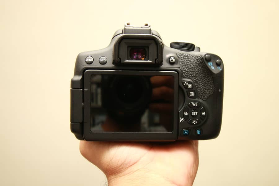 Canon 750D 18-55mm DSLR Camera 1